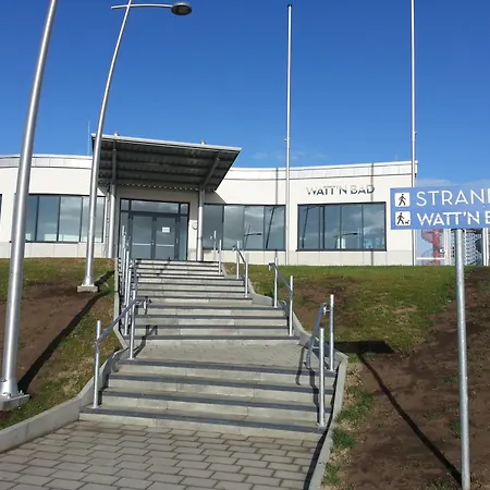 Strandnah Haus Sonnenstrahl Dorum-neufeld Hund Terrasse Parkplatz Apartment Wurster Nordseekuste