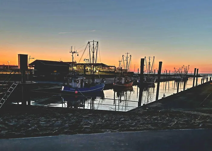 Strandnah Haus Sonnenstrahl Dorum-neufeld Wlan Terrasse Parkplatz Wurster Nordseeküste